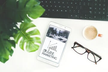 Predictive Analytics Use Case: Online Target Marketing!