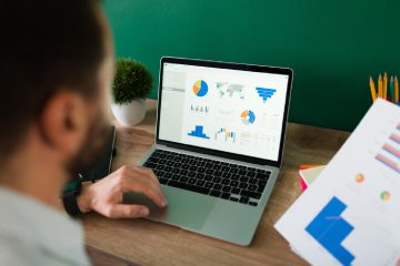 What ISVs Learn When Their Largest Customer Starts Driving the Analytics Roadmap